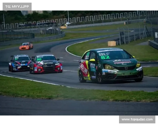 极速集结 _ 星火 Spark Racing 三箭齐发 2025 赛季 CTCC 征程蓄势待发 极速集结 _ 星火 Spark Racing 三箭齐发 2025 赛季 CTCC 征程蓄势待发